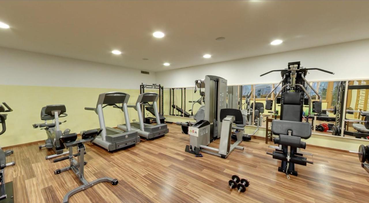 Sporting Hotel ปัสโซเดลโตนาเล ภายนอก รูปภาพ