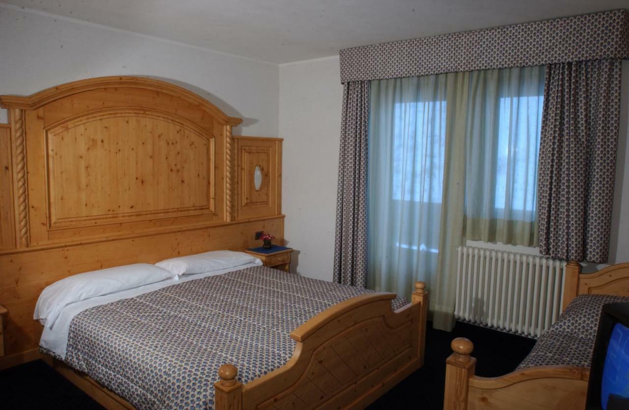 Sporting Hotel ปัสโซเดลโตนาเล ภายนอก รูปภาพ